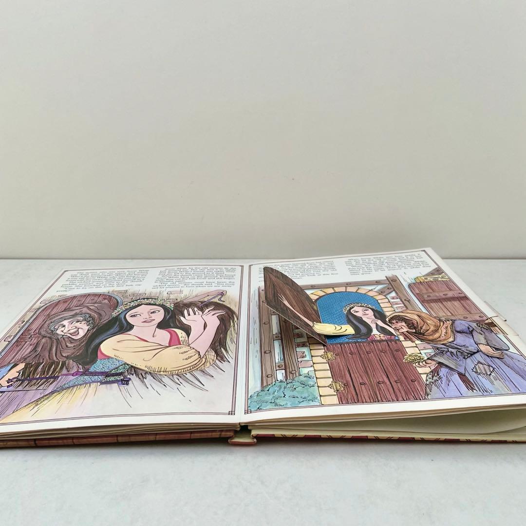 ピノキオ　白雪姫　仕掛け　絵本　洋書　英語　しかけ　えほん