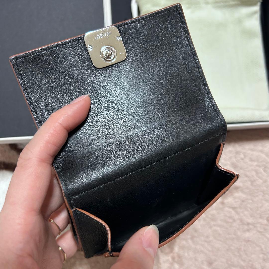 値下げ　LOEWE ロエベ トライフォールドウォレット 三つ折り財布 アナグラム