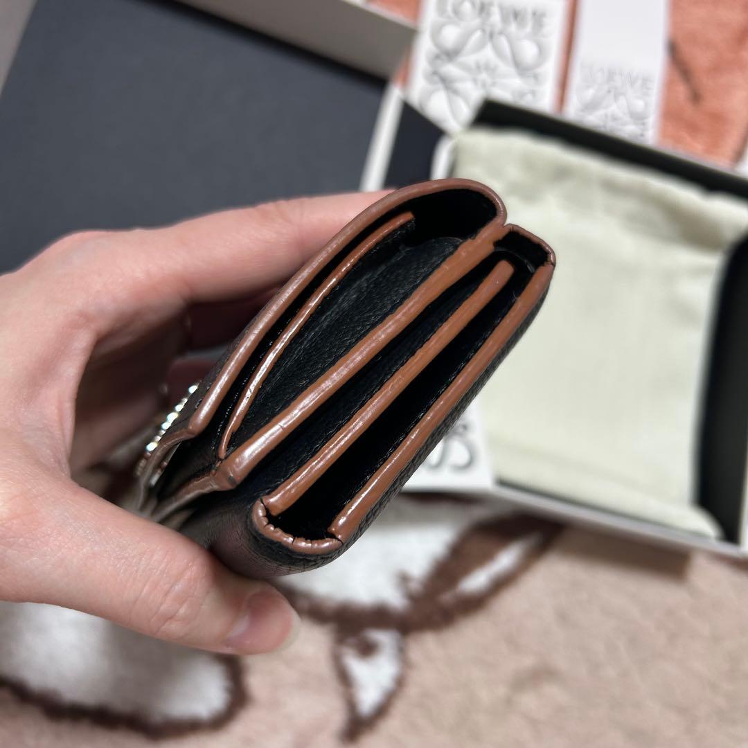 値下げ　LOEWE ロエベ トライフォールドウォレット 三つ折り財布 アナグラム
