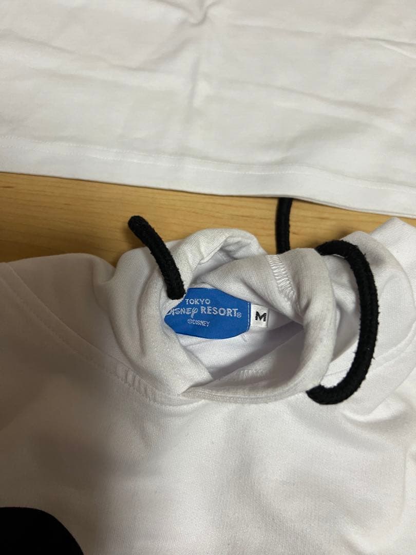 ディズニーミッキー、ミッキーのTシャツ、M、LLサイズ（ディズニーランド）