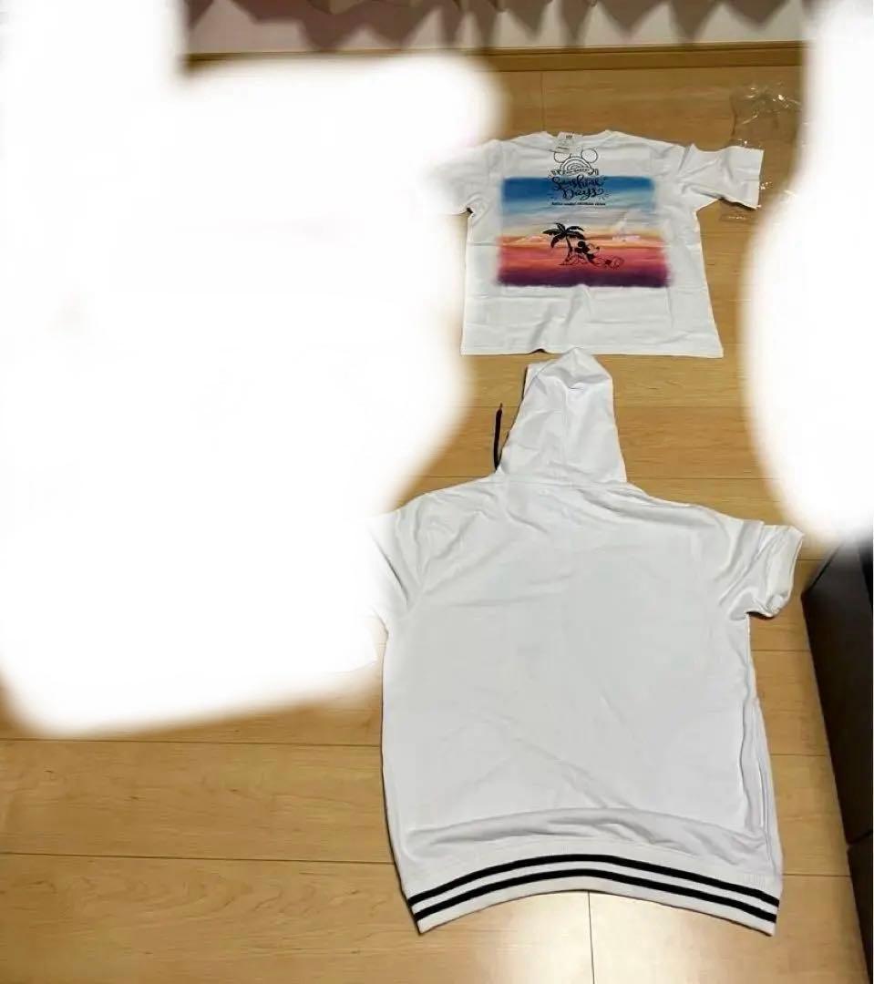 ディズニーミッキー、ミッキーのTシャツ、M、LLサイズ（ディズニーランド）