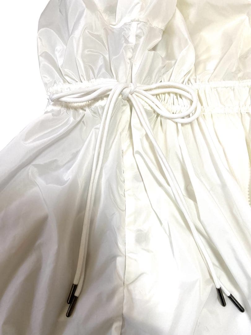 ＊MONCLER モンクレール＊LOBELIA ホワイトコート サイズM 美品