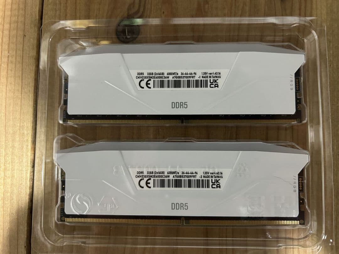 メモリー macha_1024 CORSAIR VENGEANCE RGB DDR5