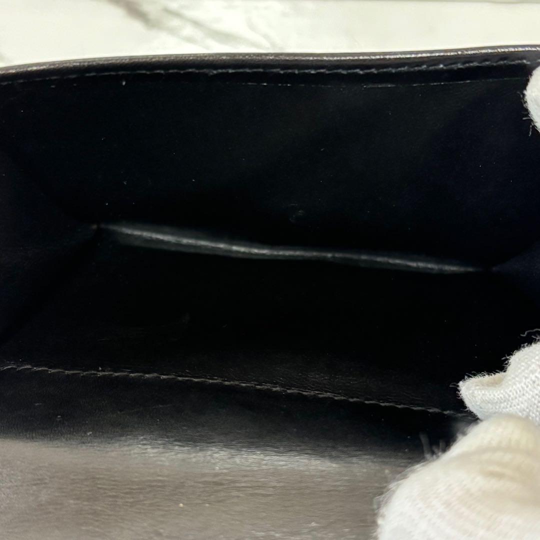 良品✨ サルヴァトーレ フェラガモ ヴァラリボン 二つ折り財布 黒 箱付き