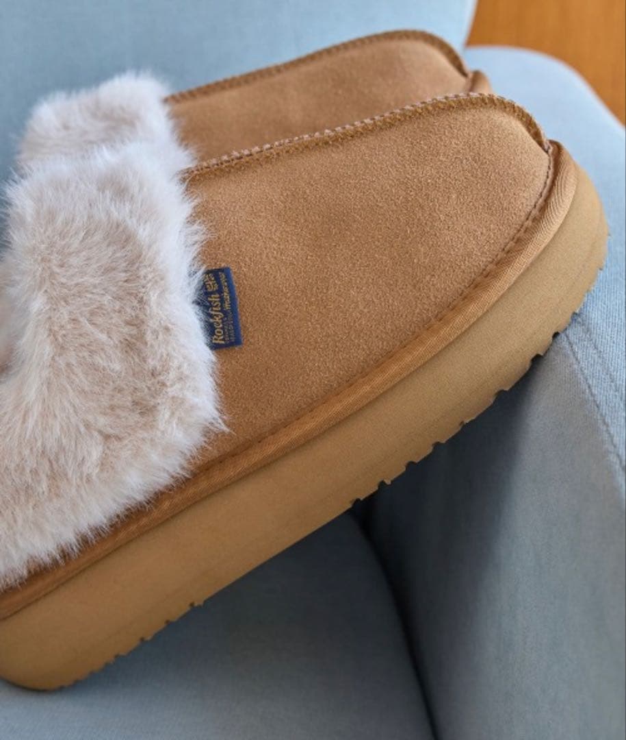 靴 CLOUDY FLATFORM FUR MULES