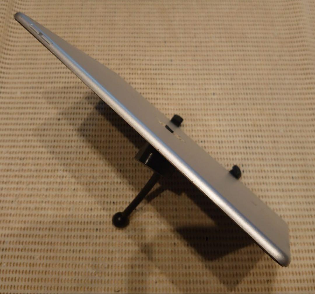 完動品iPad Air(A1566)本体32GB送料込VHG5F