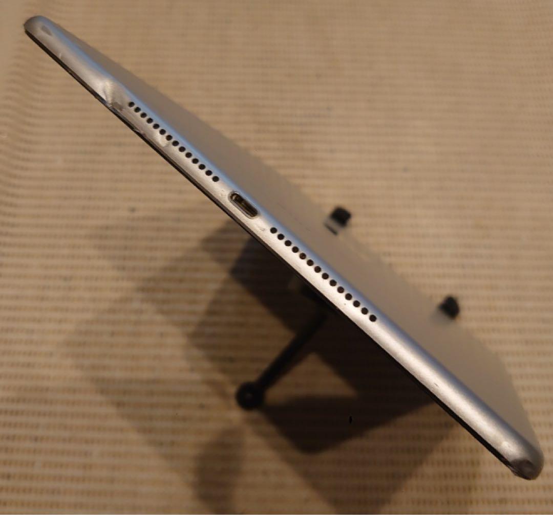 完動品iPad Air(A1566)本体32GB送料込VHG5F