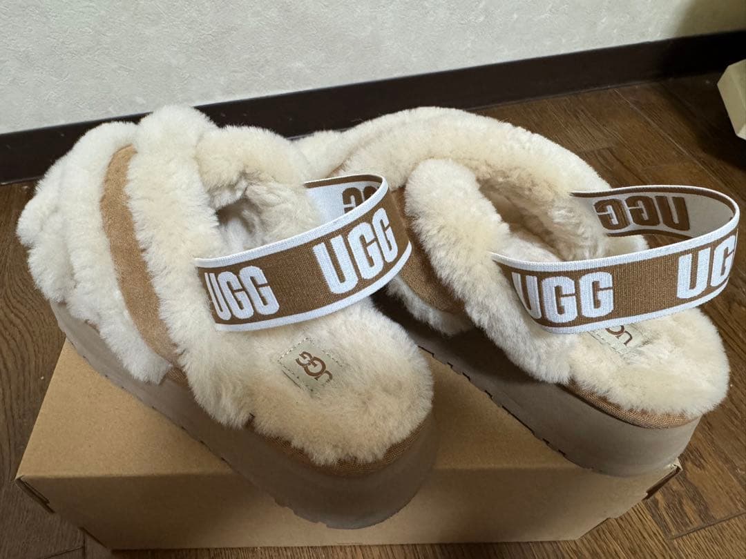 靴 UGG W DISCO CROSS SLIDE 7