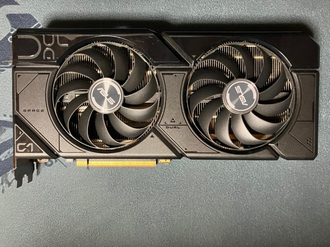 kai moliyASUS Radeon　RX7800 XT16GB OC