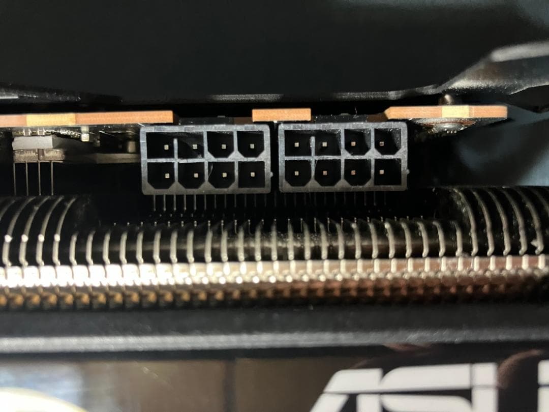 kai moliyASUS Radeon　RX7800 XT16GB OC