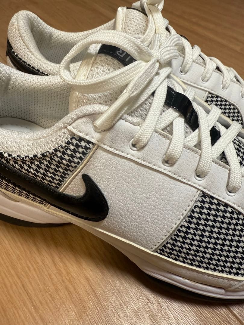 最終セール！NIKE ゴルフシューズ 24.5㎝ 千鳥格子柄 白黒 【美品】