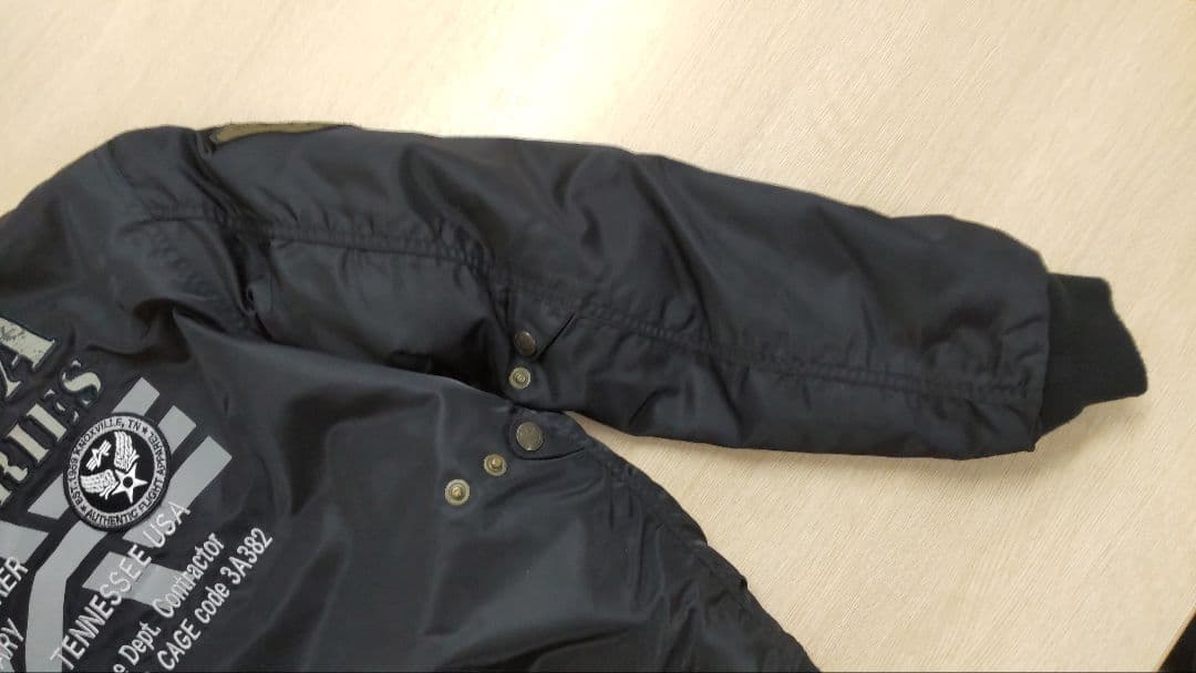 R*.様 【美品】ALPHA INDUSTRIES ブラック MA-1 フライト