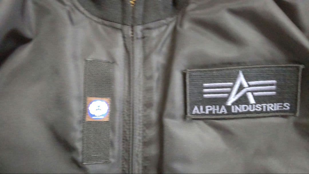 R*.様 【美品】ALPHA INDUSTRIES ブラック MA-1 フライト