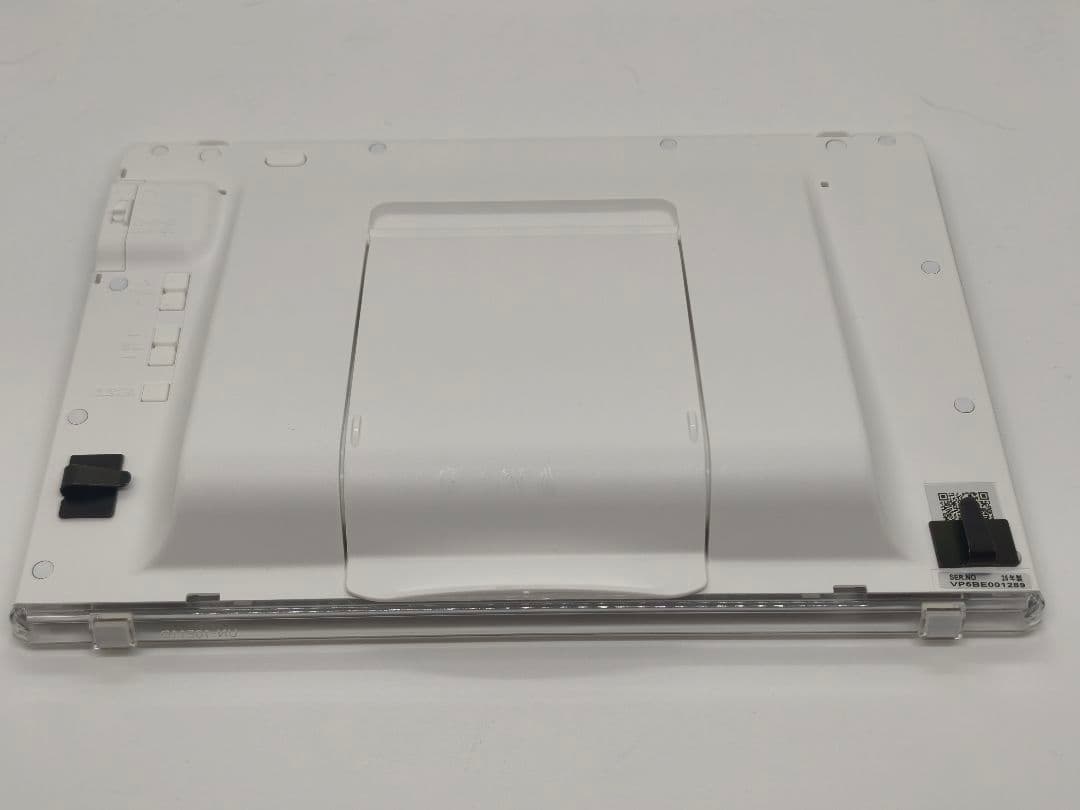 【極美品 2025年製】Panasonicポータブルテレビ UN-10E11-W