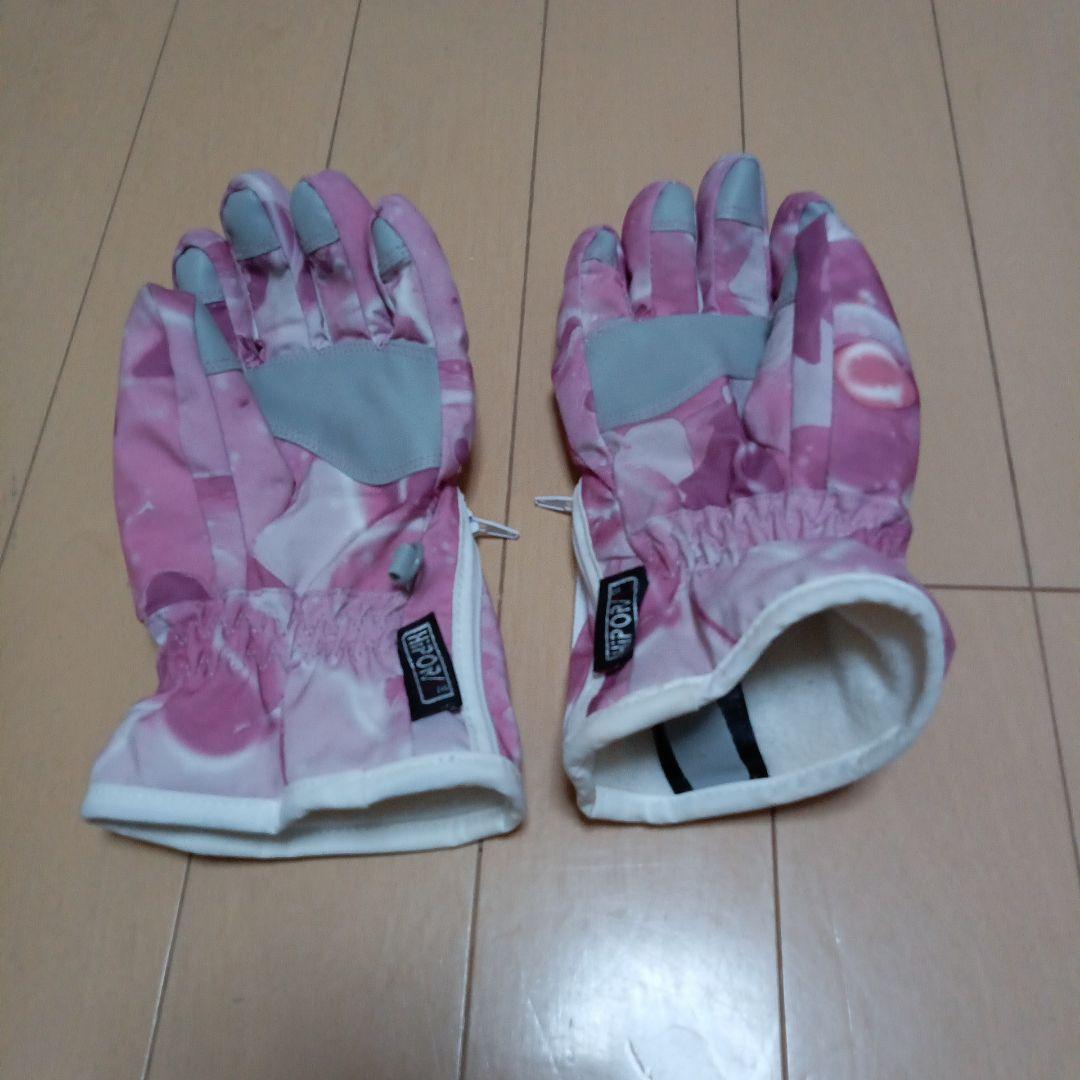 最終値下げ【美品】NNOUM 140ジュニア ピンクスキーウェアグローブゴーグル