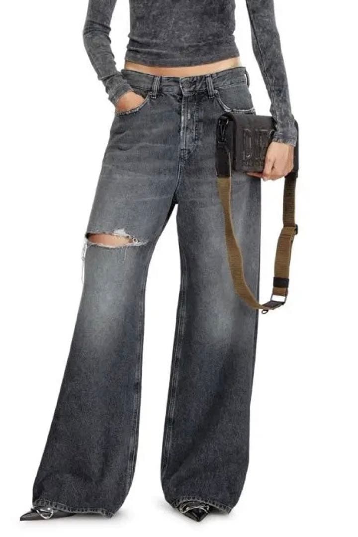 ☆*☆様 DIESEL Relaxed Jeans 1996 D-Sireブラッ