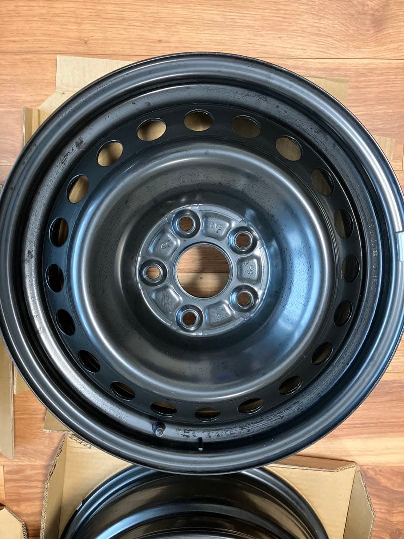 ノア90系　純正16インチ　スチールホイール＋キャップ　各4本セット 新車外し