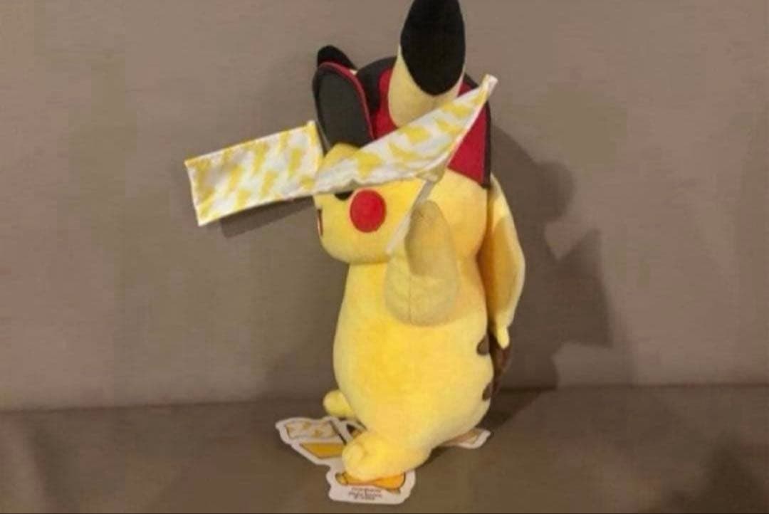 ピカチュウ ぬいぐるみ 限定　seolu EPRIX formula FAN