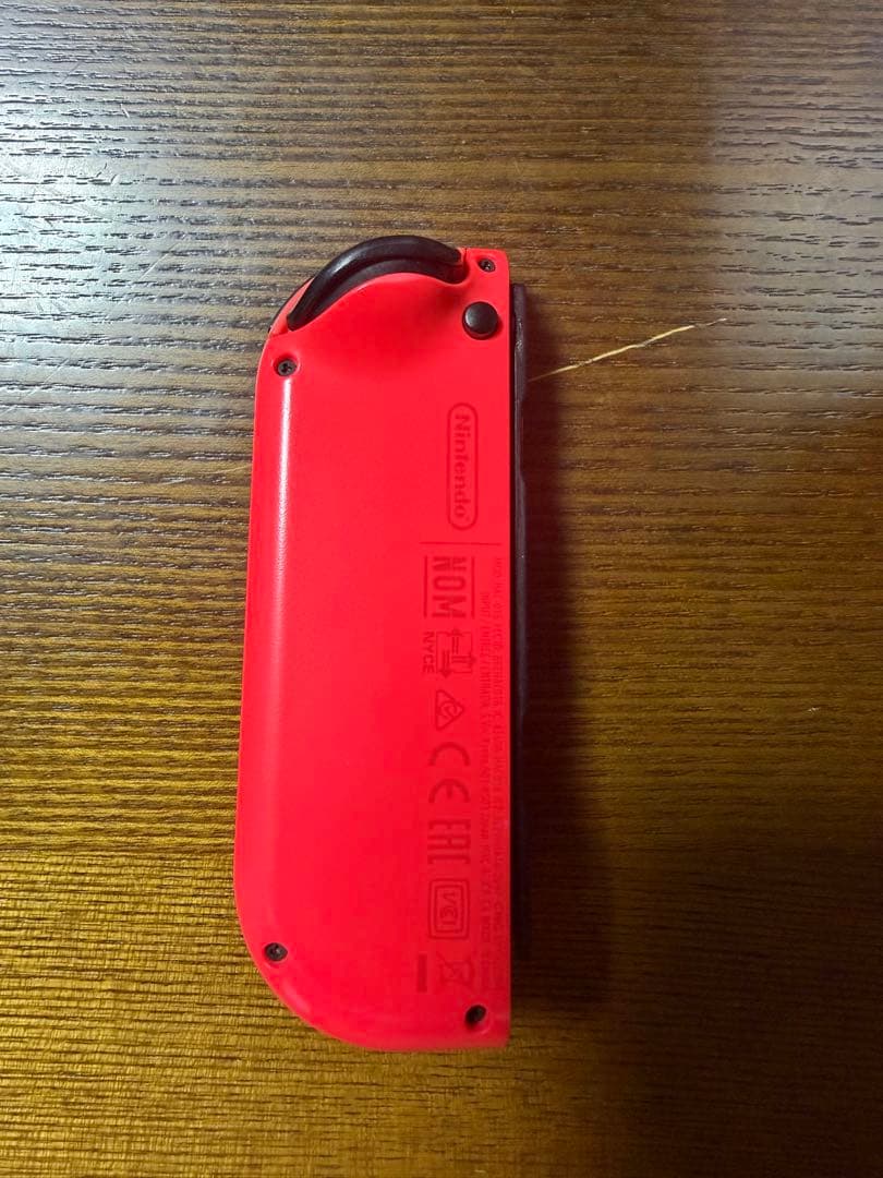 Nintendo Switch 本体 赤/青 Joy-Con FIFA 19付き