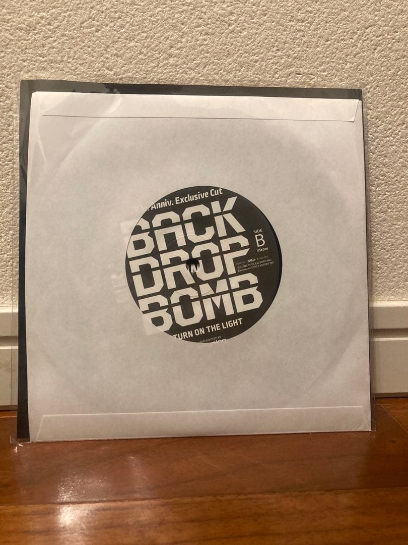 backdropbome 30周年記念 限定カラー　アナログ