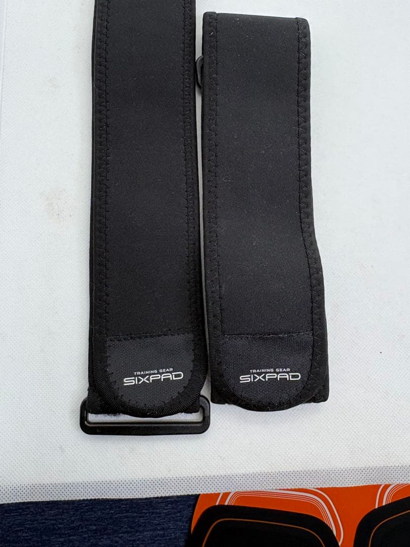 【週末限定セール】【美品】シックスパッド ボディフィット2×2セット　充電式