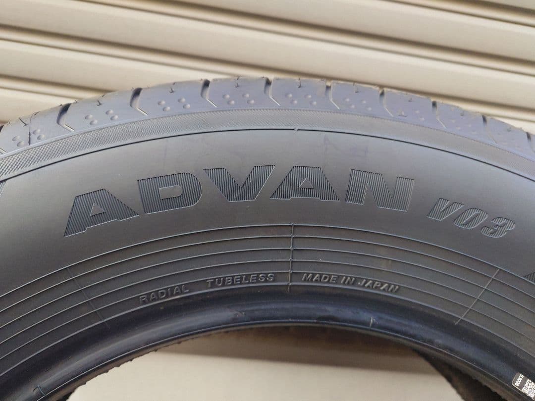 新車外しサマータイヤノーマルタイヤ 4本セット ヨコハマ 225/65R17