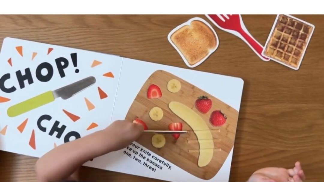 レア英語絵本　POP FLIP COOK!洋書　料理して遊べる楽しい仕掛け絵本