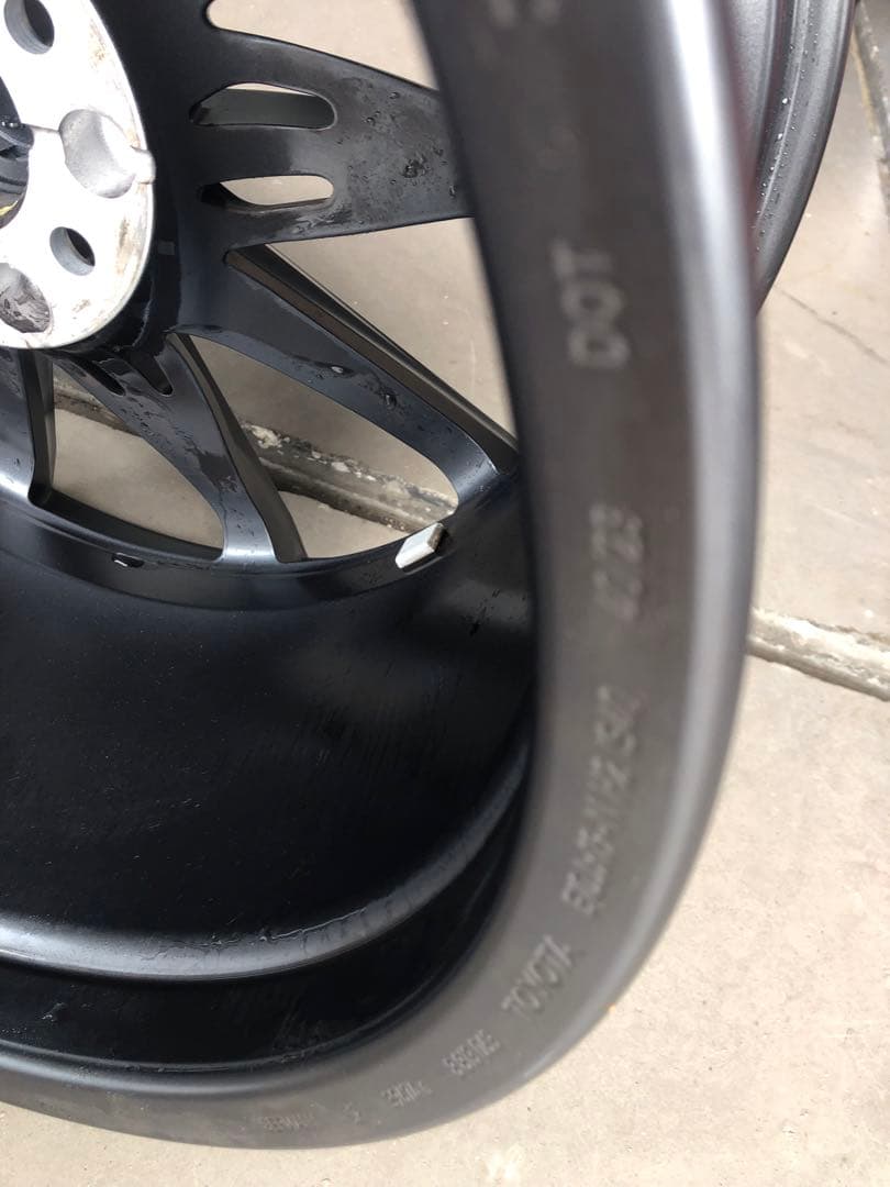GRスープラ純正鍛造アルミ
