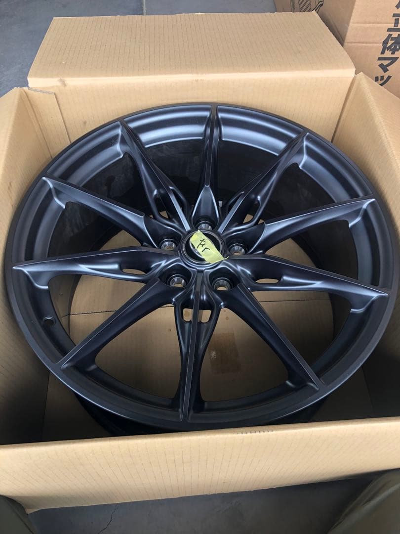 GRスープラ純正鍛造アルミ