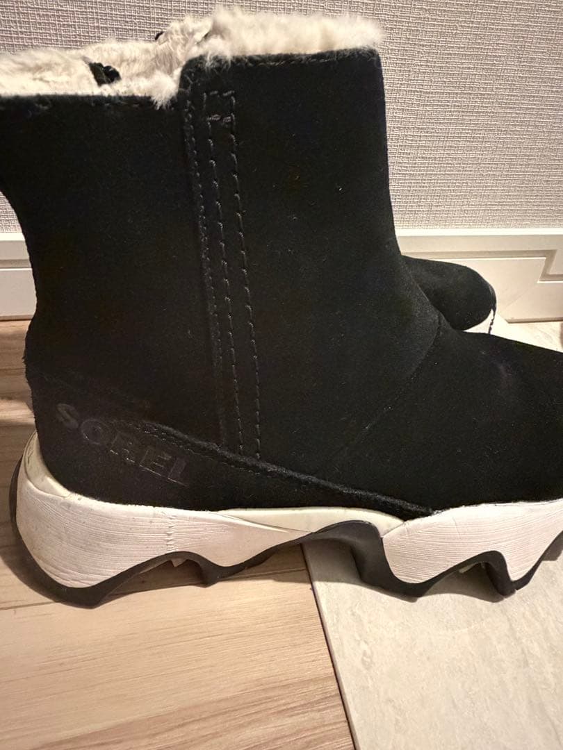 SOREL KINETIC IMPACT SHORT BOOT ブラック