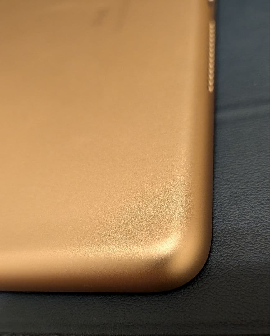 iPad 第7世代 128 GB - Wi-Fi - ゴールド 本体