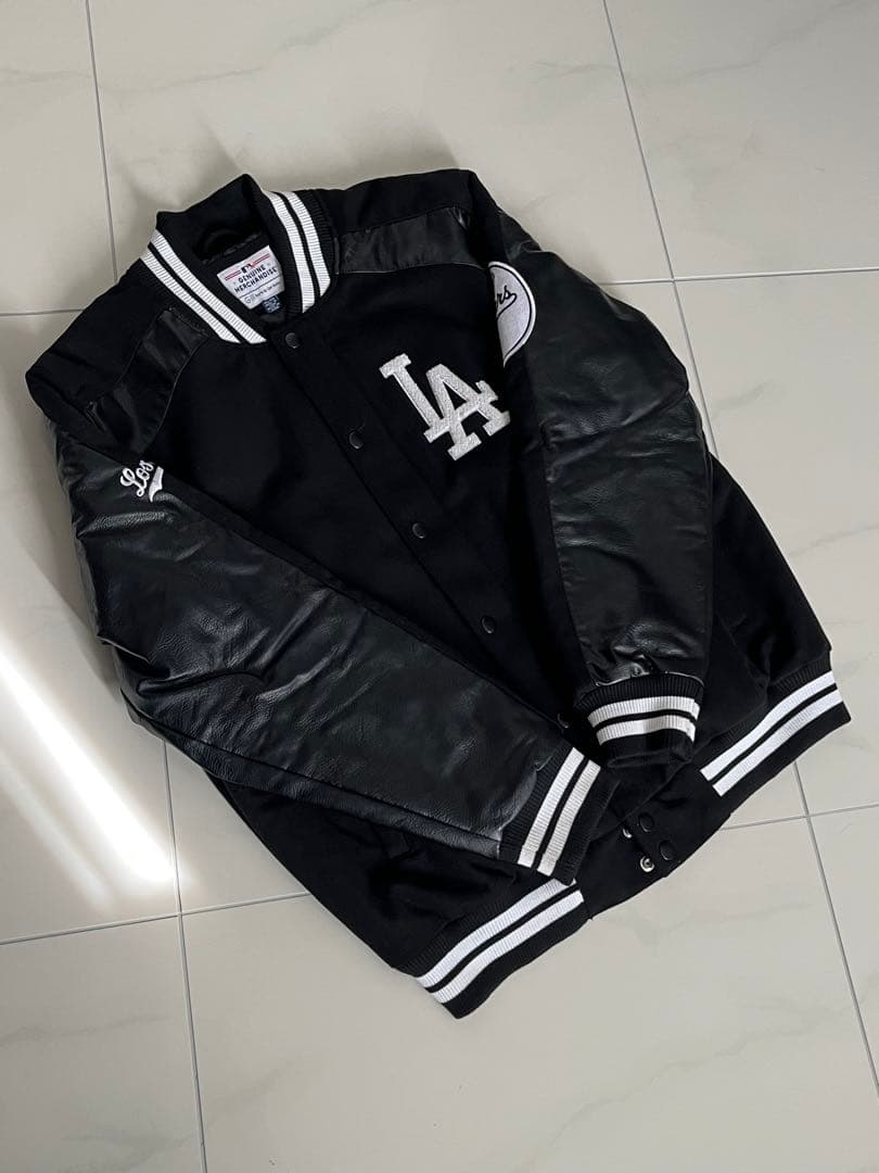 美品★公式Genuine Merchandise スタジャン XL ブラック 黒
