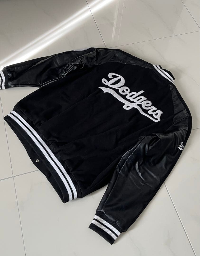 美品★公式Genuine Merchandise スタジャン XL ブラック 黒