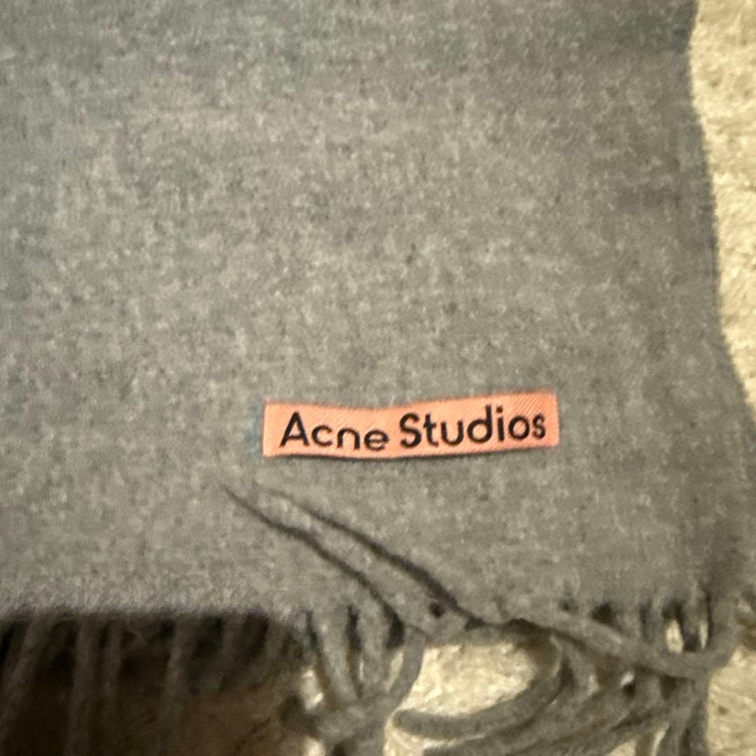 アクネAcne Studios グレー マフラー フリンジ付き