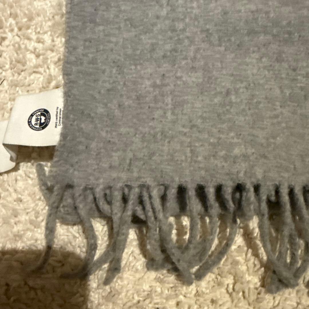 アクネAcne Studios グレー マフラー フリンジ付き