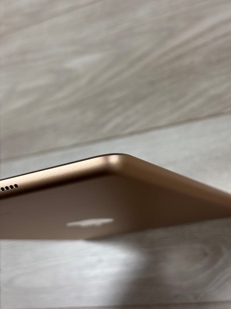 iPad本体 Apple iPad (6th Generation) 32GB Wi-Fi