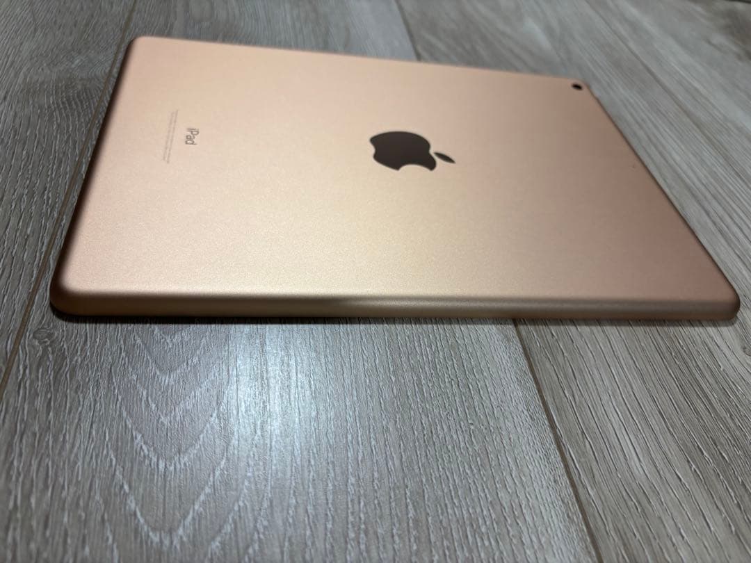 iPad本体 Apple iPad (6th Generation) 32GB Wi-Fi