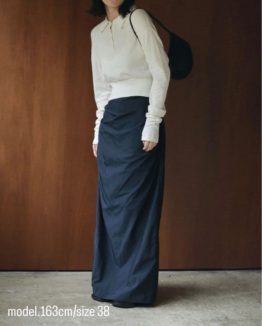 アンヌークTuck Long Skirt　ネイビー サイズ38