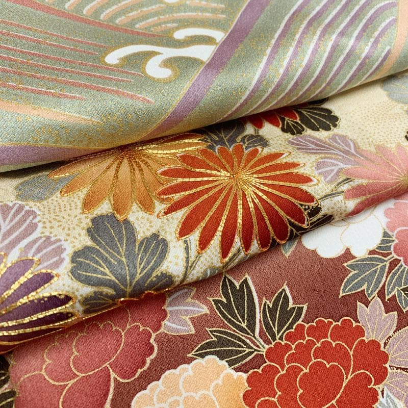 603z3☆振袖 古典柄 金駒刺繍 金彩 花束 露芝☆美品 成人式結婚式十三参り