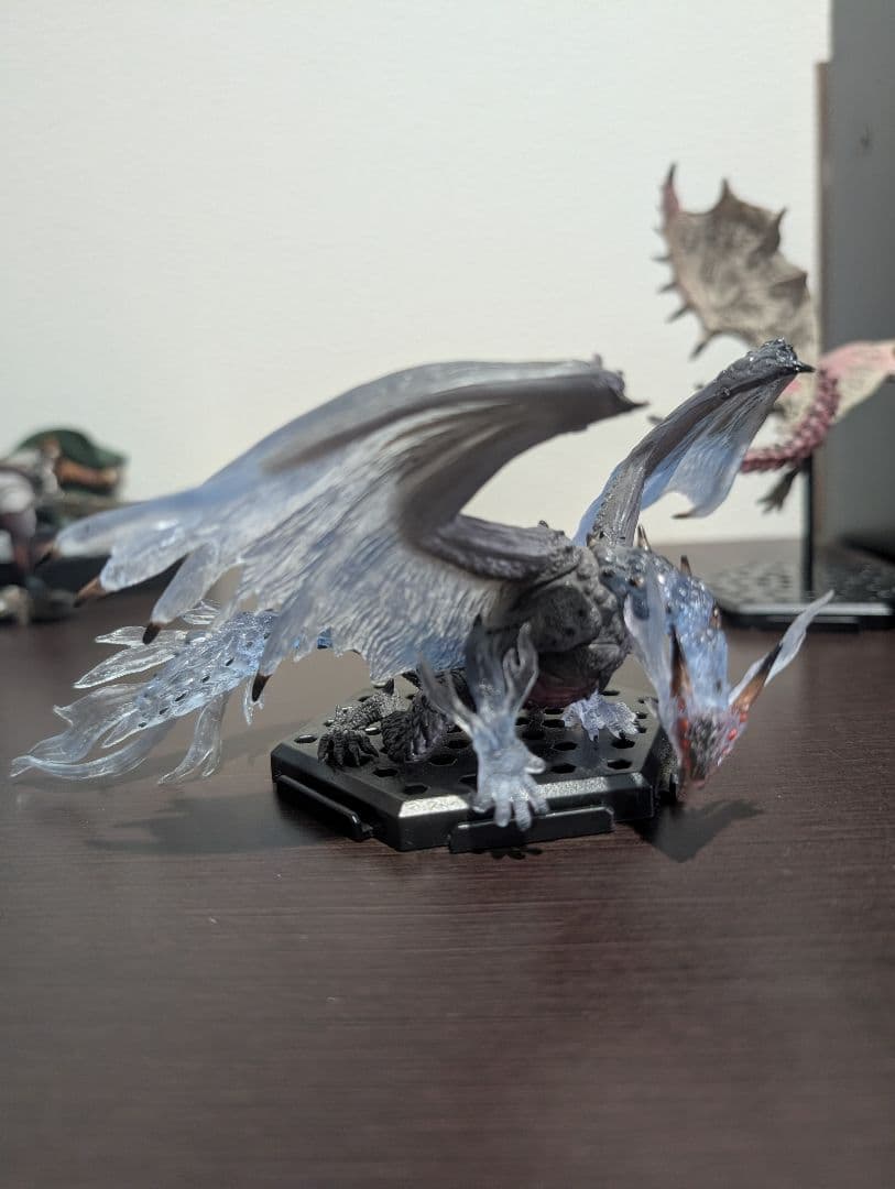 モンスターハンター ゼノ・ジーヴァ(臨界状態) とリオレイア亜種フィギュアセット