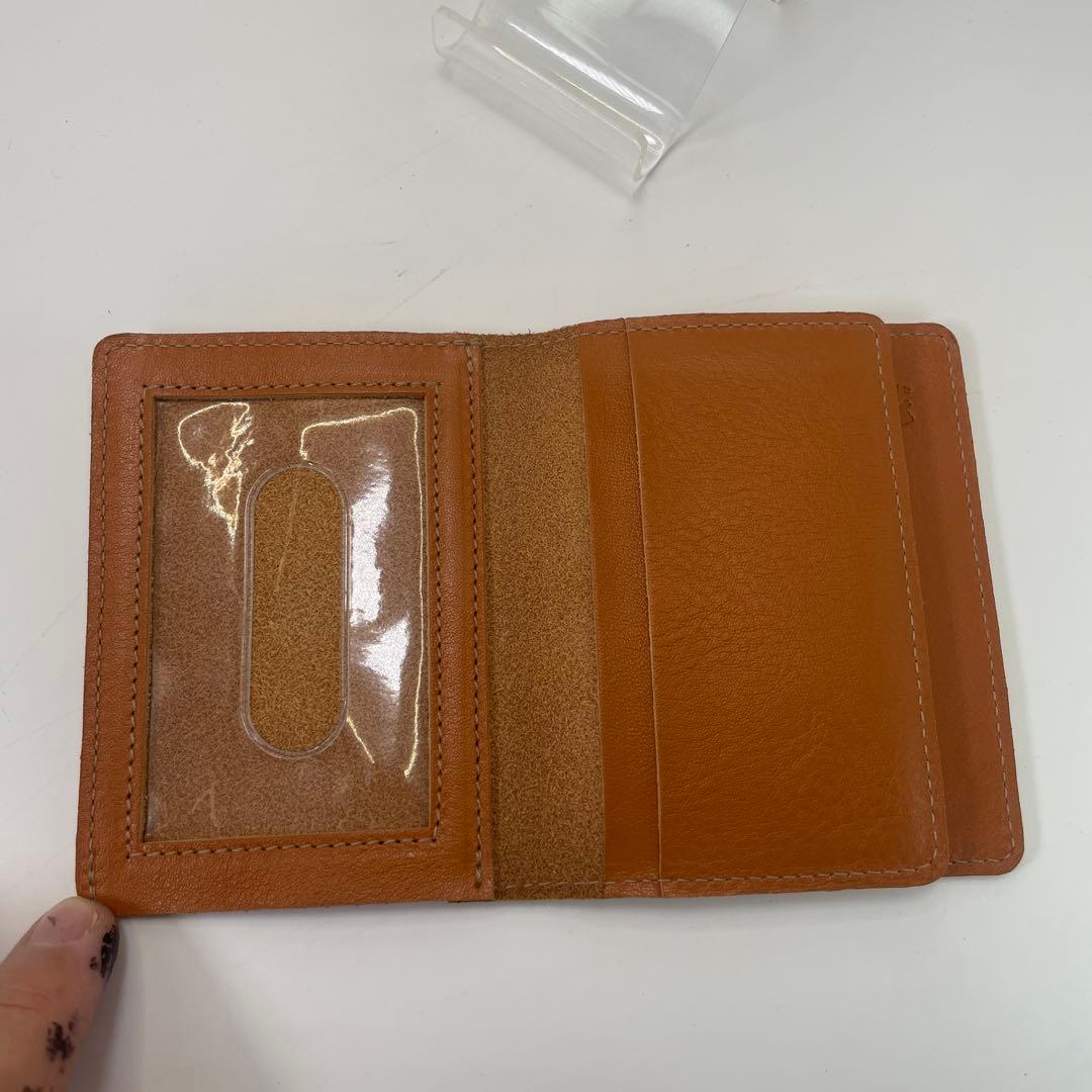 IL BISONTE　イルビゾンテ　カードケース　名刺入れ