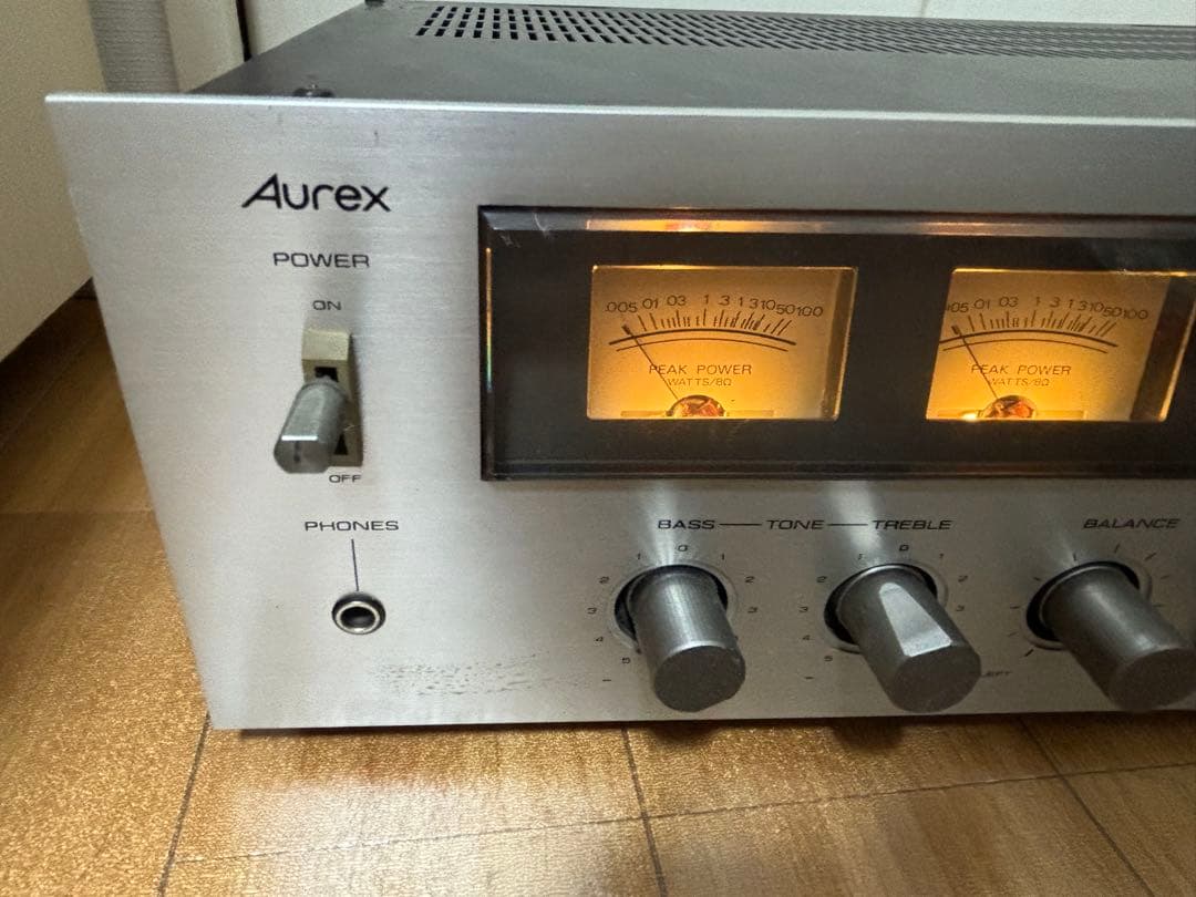 通電確認済み Aurex 東芝 SB-135 プリメインアンプ 現状渡し