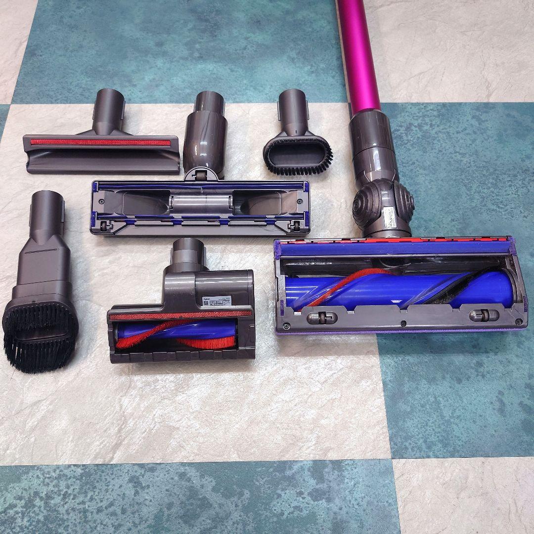 Dyson V8 スティッククリーナー（ジャンク品）