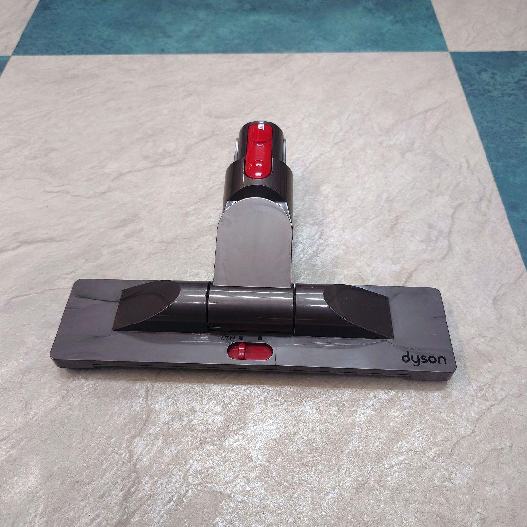 Dyson V8 スティッククリーナー（ジャンク品）