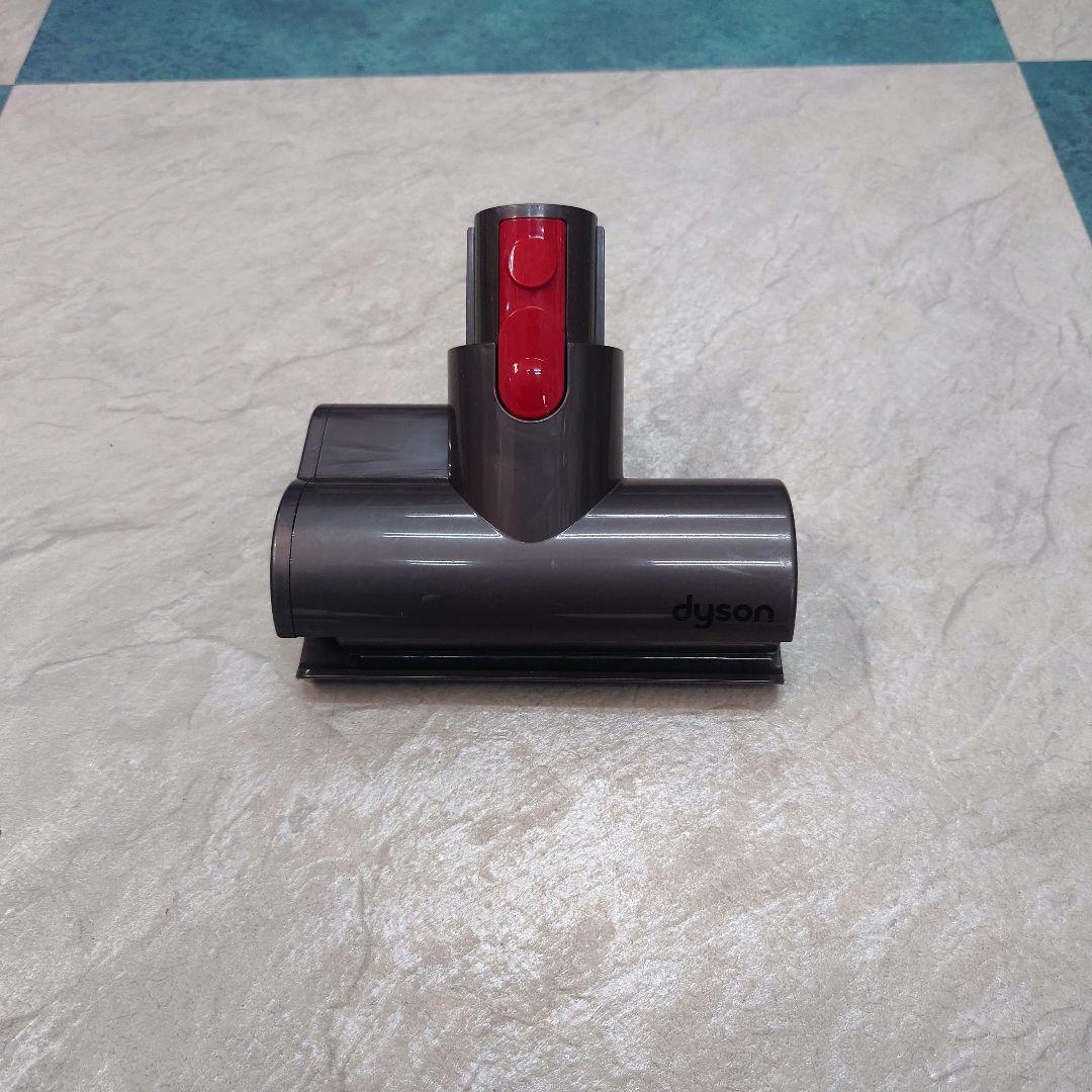Dyson V8 スティッククリーナー（ジャンク品）