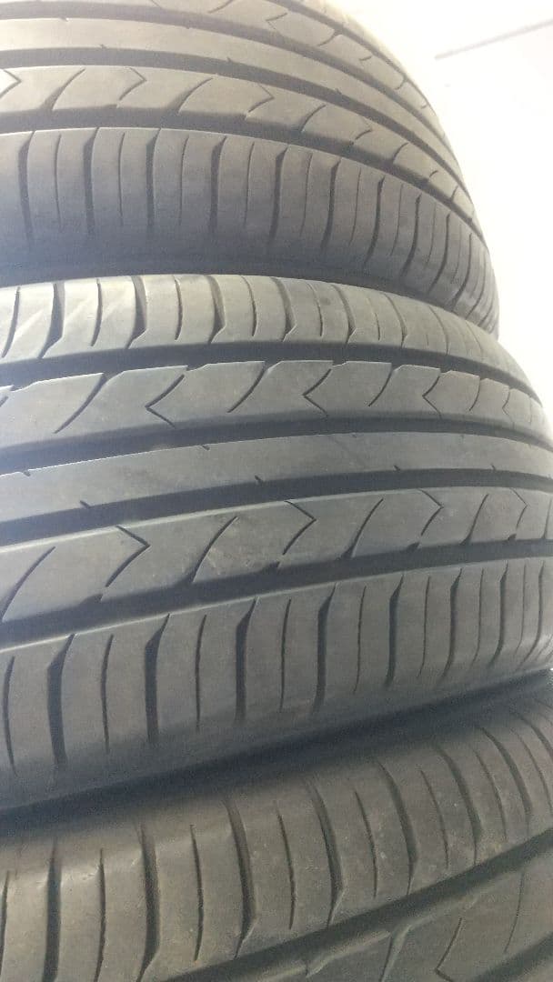 205/60R16 トーヨー 2022年製 溝多 4本 タイヤ