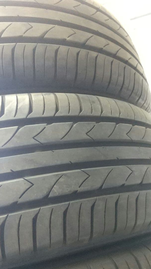 205/60R16 トーヨー 2022年製 溝多 4本 タイヤ
