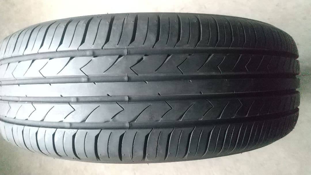 205/60R16 トーヨー 2022年製 溝多 4本 タイヤ