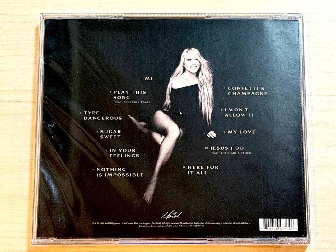 直筆サイン ハート入り マライアキャリー CD「Here For It All」