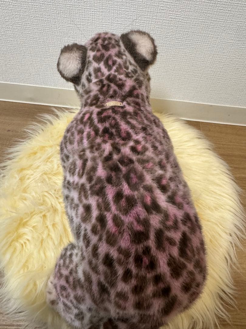 海外作家様作　ピンクのヒョウ　アートドール